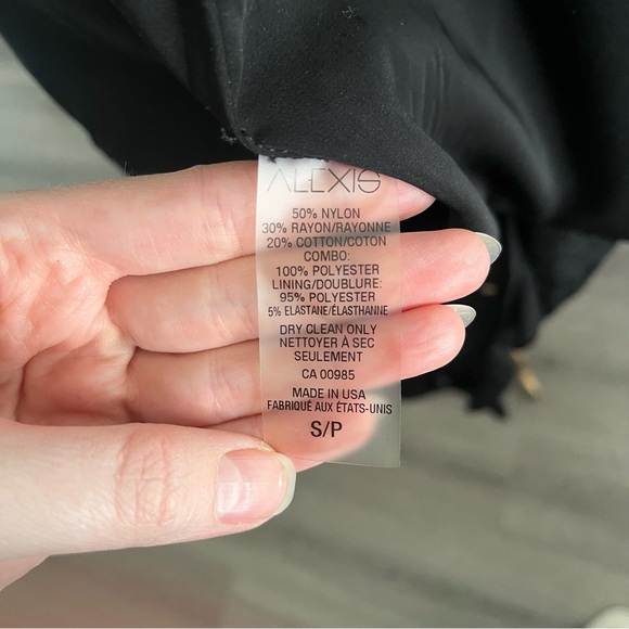 Alexis Black Fala Lace Dress - Picture 8 of 10